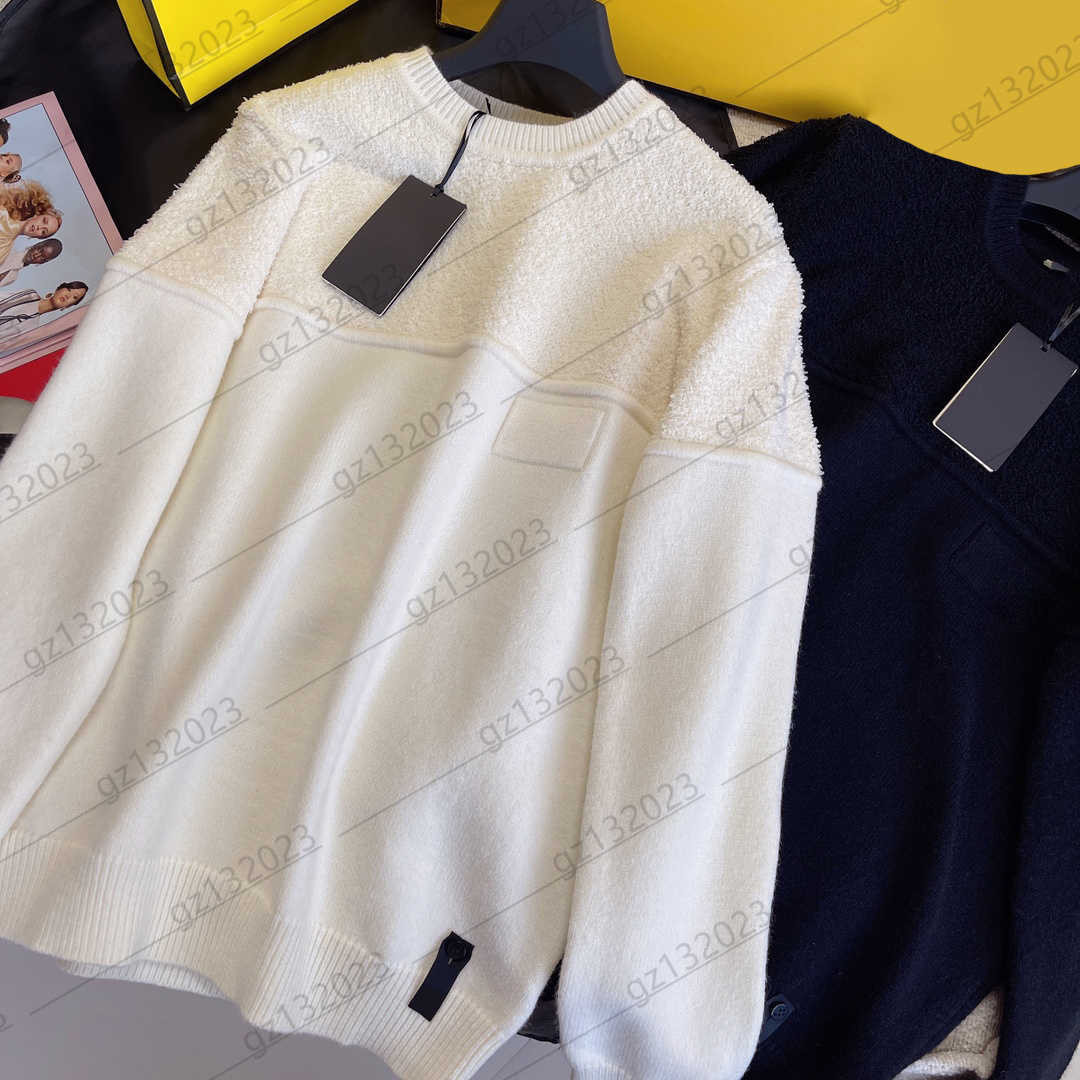 

Womens Sweaters Chest Embossed Letter Logo Thread Round Collar Pullover Knit Sweater Solid Color Profile Slimming Knitwear Simple Joker Style Women Clothes