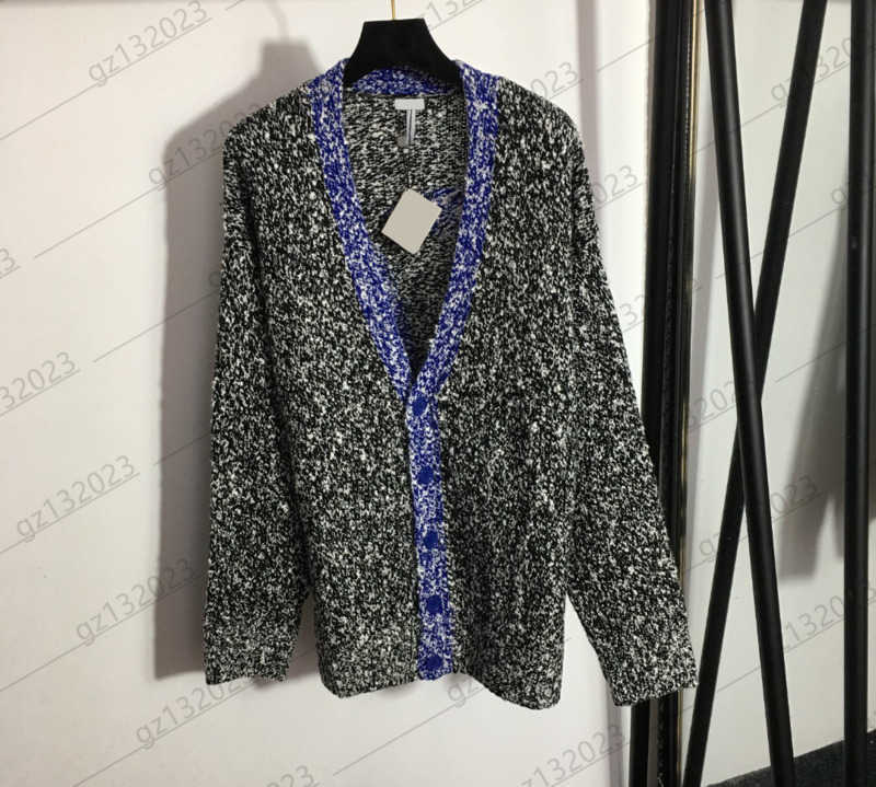 

Cardigans Womens Sweaters Logo Printing Decoration Snowflake Fabric Soft Warm Knit Cardigan Custom Button-open V-neck Long Sleeve Knitwear Women Apparel 1970, 4 yellow white
