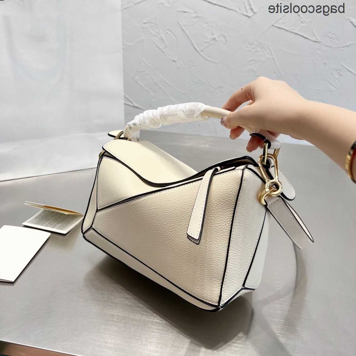 

Splice Fashion Bags Crossbody Loewbags Bag Puzzle Spain Cow Leather Men's Women's Handbag Large Capacity One Shoulder