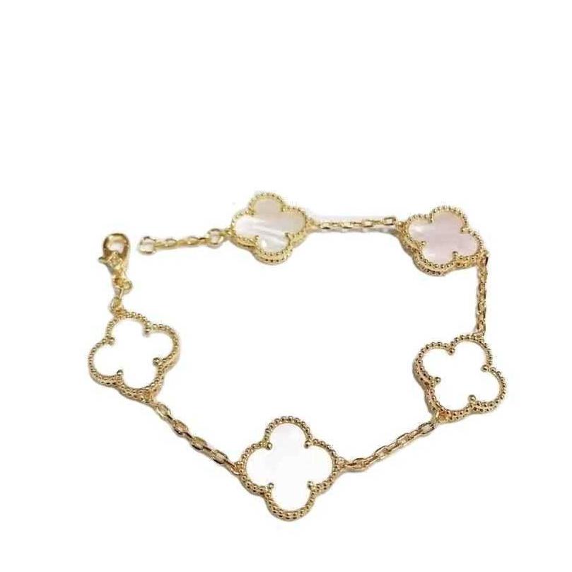

Charm Bracelets Fashion Fourleaf Clover Bracelet Simple Atmosphere Ladi Hand For Girls Jewelry Body Dholy