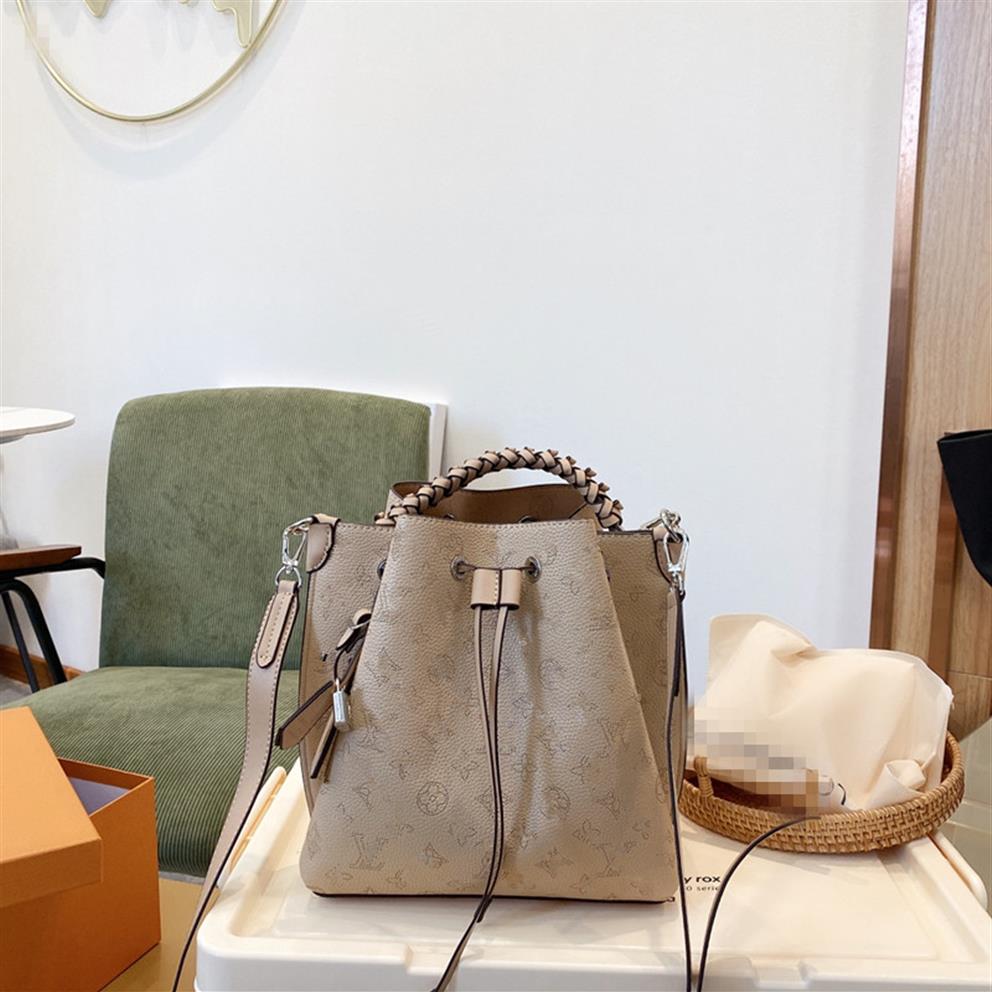 

Designer Famous handbags NEONOE shoulder bags Noe leather bucket bag women flower printing crossbody bag purse NB10463137, Blue