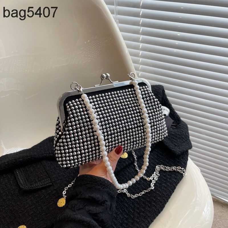 

2023 Women's Diamond Bag 70% Discount Wholesale Retail Chain Women New Version Simple Fashion Hand-held Shoulder Net Red Cross Small Square, Black6