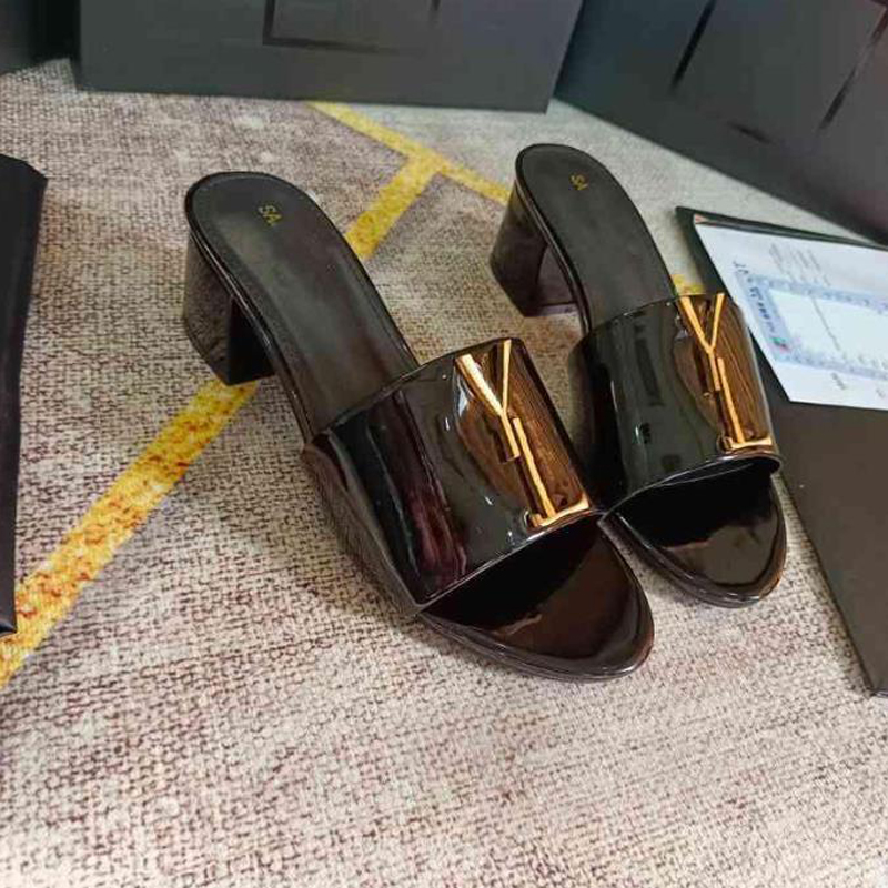 

Womens Sandals Designer High Heeled Sandal Fashion Leather Slippers Letters Women Shoe Sexy Heels Lady Woman Shoes G2212173F