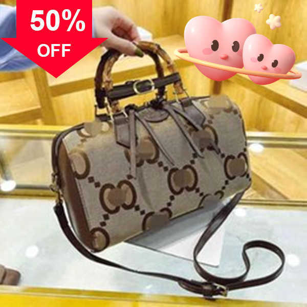 

Designer Bags Tote Fashionable Bamboo Pillow Female 2023 New Trend Retro Exquisite Large Capacity Portable Single Shoulder Msenger, Large letters