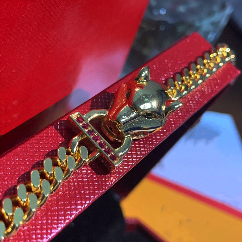 

Designers bracelets Luxury Women Charm France bracelet Diamonds Animals design jewelry with bracelets boutique Wedding Wear jewelrys Various styles very nice