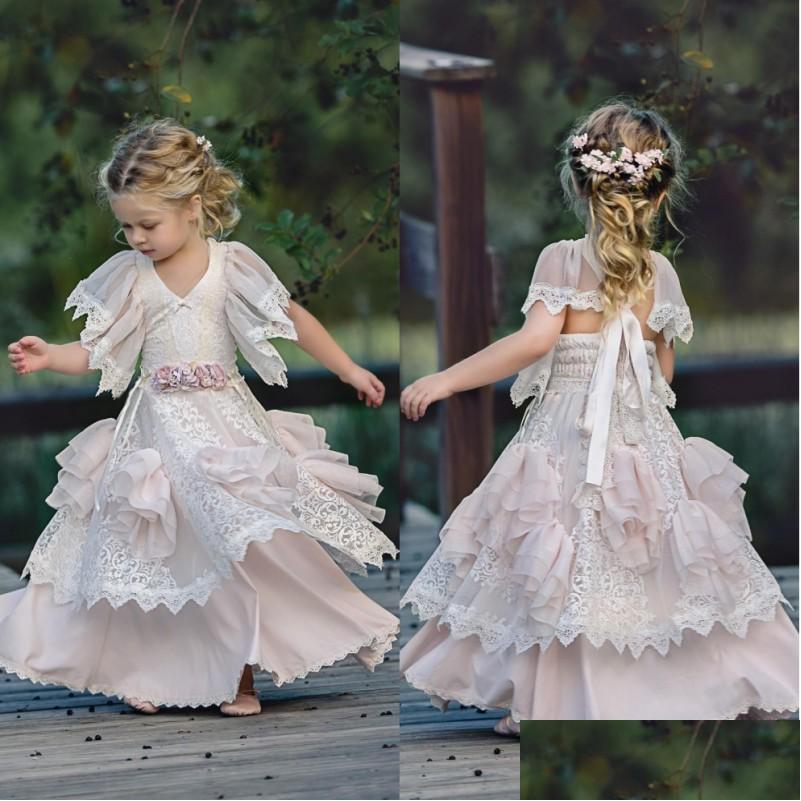 

Flower Girls' Dresses Blush Bohemian Girl With Short Sleeves Tiered Lace Girls Pageant Gowns Vintage Kids Wedding Dress Drop Deliver Dhukp, Hunter