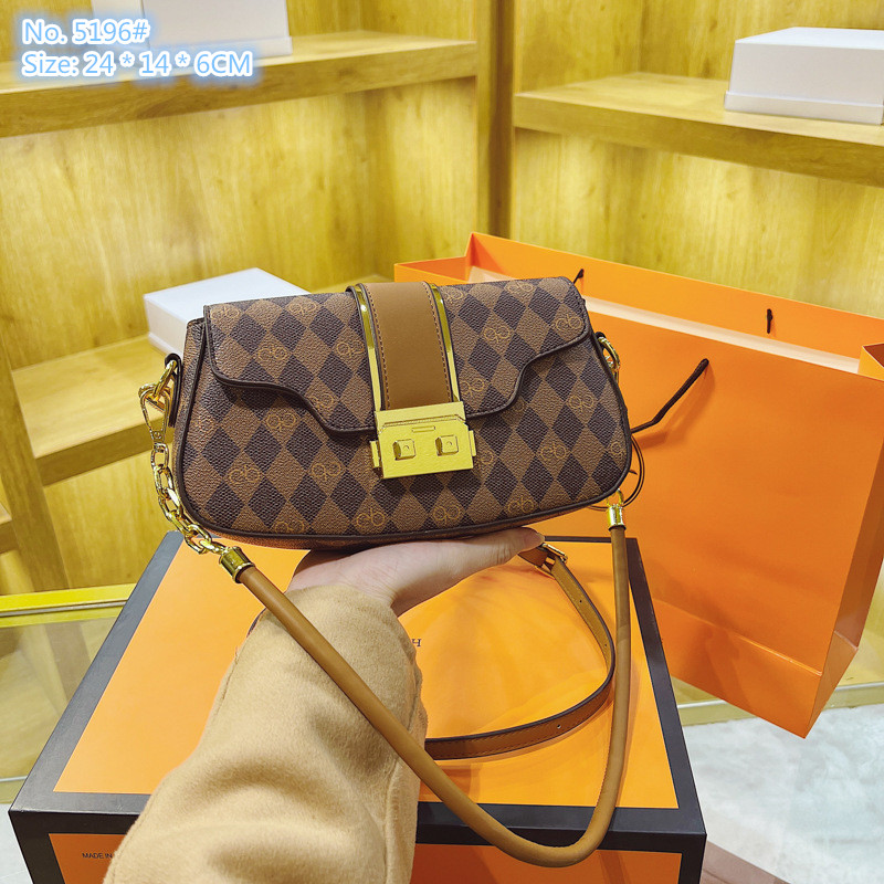 

Wholesale factory ladies shoulder bag 4 colors sweet lady leather decorative fashion handbag simple gold buckle foreign style mobile phone coin purse, Coffee-l-5196#
