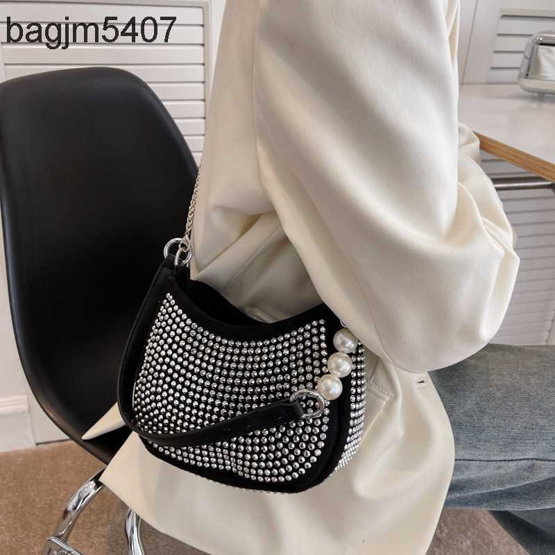 

2023 Women's Diamond Bag 80% Discount Wholesale Retail Bright Summer Fashion One Shoulder Underarm Cyber Red Sense Small People's, Black10