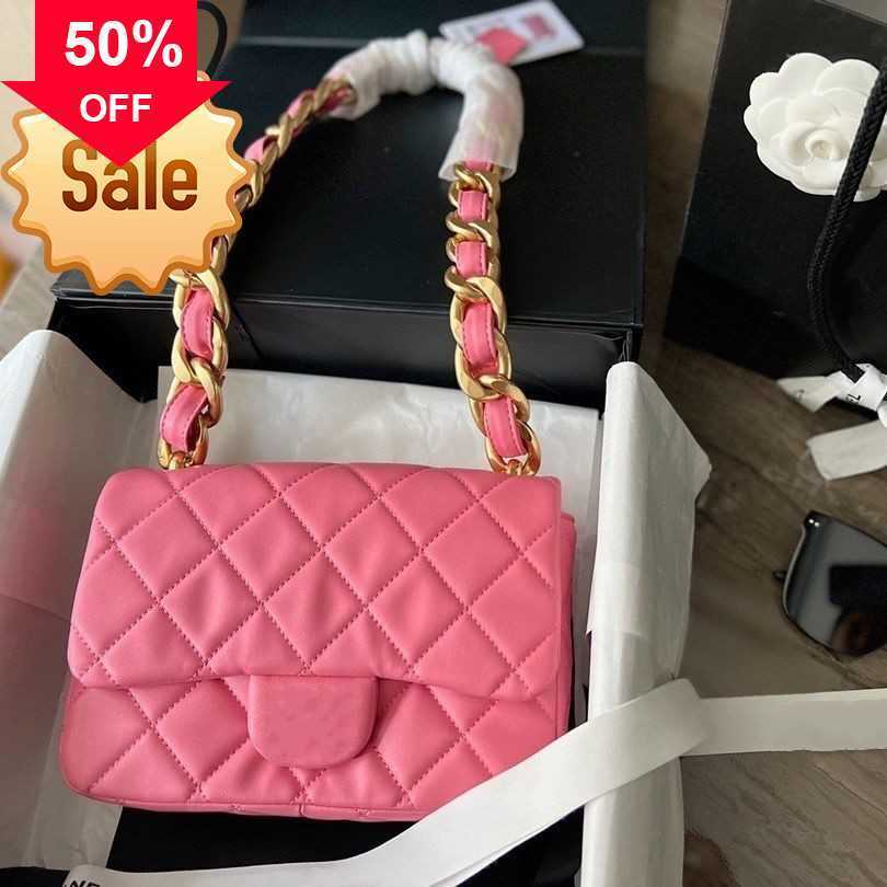 

Luxury Designer Single Shoulder Bag Fashion Small Fragrant Wind Thick Chain Square Fat Woman Clutch Bags for Women Factory Low Price Direct Sales Wristlet, Ivory