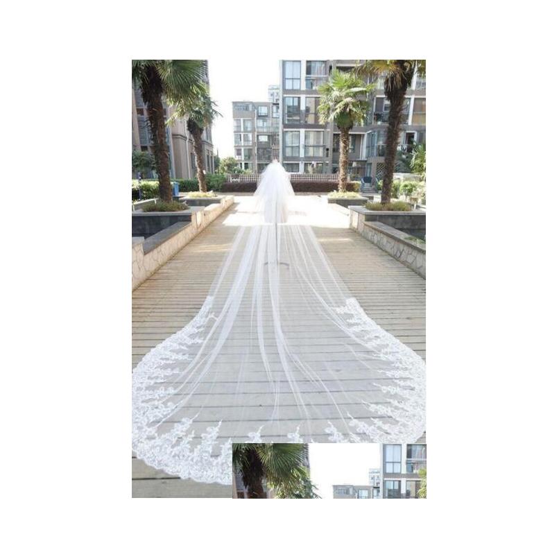 

Bridal Veils Bling Crystal Cathedral Length Wedding Accessories Lace Appliques Beaded With Combs In Stock Drop Delivery Party Events Dhuk3, White