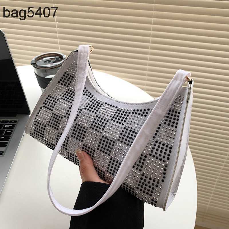 

2023 Fashion Diamond Bag 80% Discount Wholesale and Retail Underarm New Women's Popular Hand Lattice Shoulder, White8