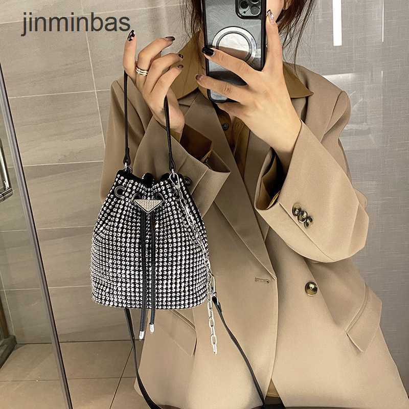 

2023 Women's Diamond Bag 55% Discount Wholesale Retail Bucket Women New Fashion Korean Version Foreign Style One Shoulder Chain Msenger Rhintone Drawstring Portable, Silver6