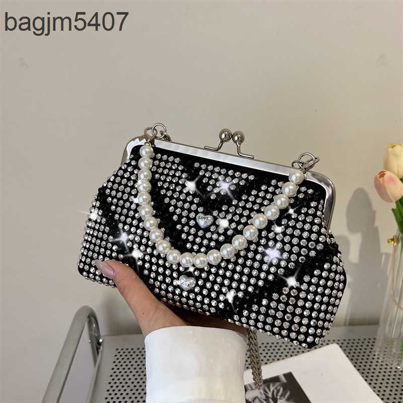 

2023 Women's Diamond Bag 80% Discount Wholesale Retail Summer New Fashion and Handbag Hot Drill Grip Hand Held Beaded Chain One Shoulder Oblique, Black8