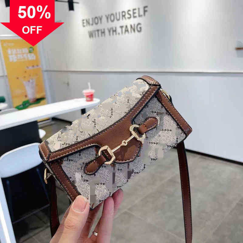 

Designer Bags Tote New Small Square Horse Buckle Star Same Mobile Phone Foreign Style Versatile Msenger Luxury Hands Factory Low Price, Sky blue