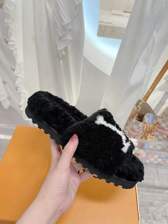 

2023 Luxury Designer Women's Wool Sandals Flat Bottom Home Fur Casual Fashion, L6