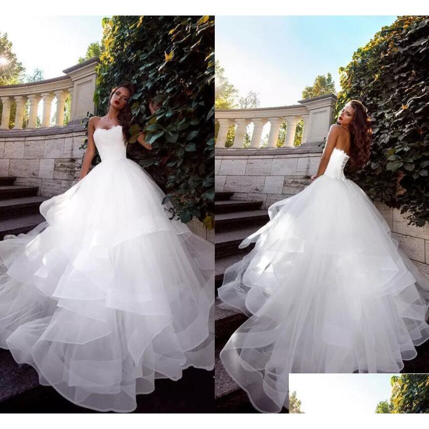 

Ball Gown Wedding Dresses Latest Strapless Ruched Tle Sweep Train Corset Laceup Back Simple Bridal Gowns Custom Made Drop Delivery P Dhvud, White
