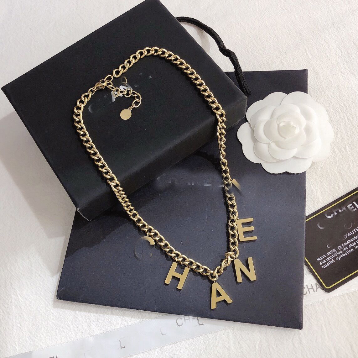 

23ss Fashionable 18K Gold Plated Stainless Steel Necklaces Chain Choker Letter Pendant Statement Fashion Womens Necklace Wedding Party Jewelry Accessories