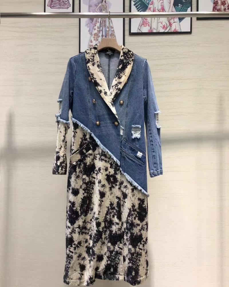 

Women' Trench Coats Top Quality Long Coat 2022 Autumn Winter Outerwear Women Blue Denim Vintage Print Patchwork Casual Overcoats Clothing, Picture shown