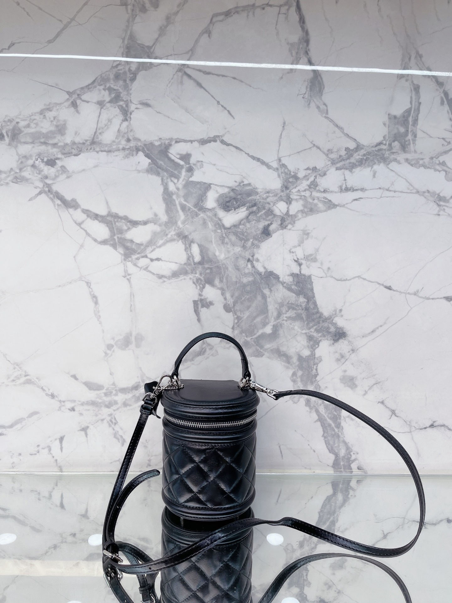 

Brand Tote Cylindrical shoulder bags Fashion handbag Luxury women designer bag Crossbody Zipper open cover Purse Black Bucket bag