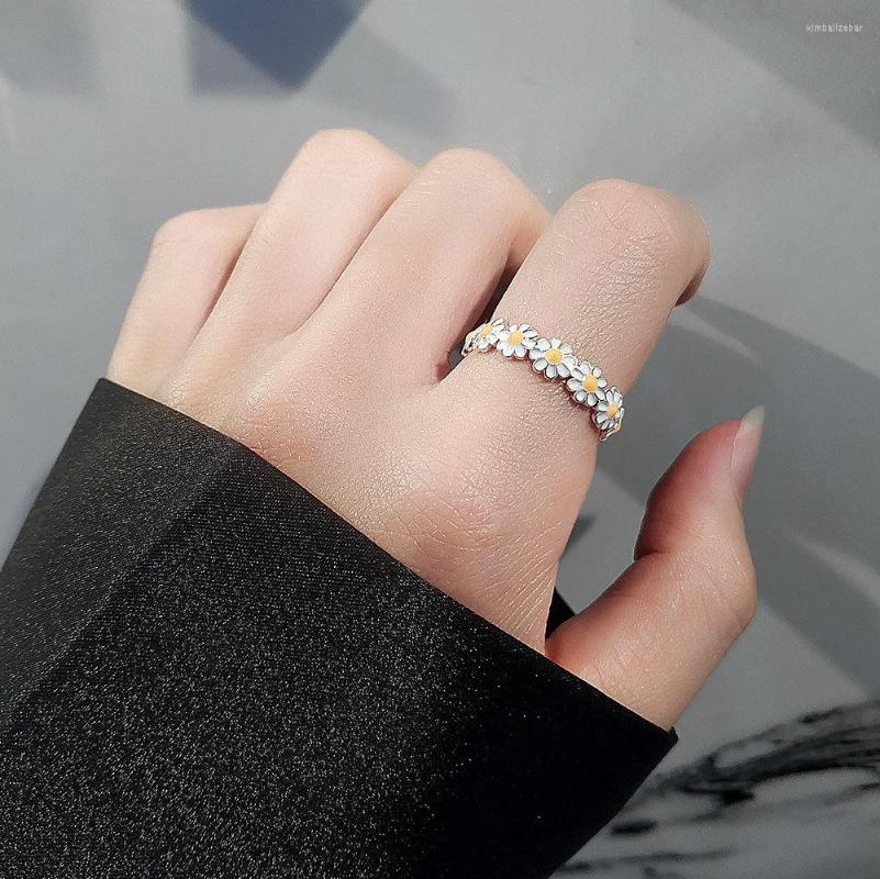 

Wedding Rings Vintage Daisy Flower For Women Korean Adjustable Opening Finger Ring Bride Engagement Statement Jewelry Gift