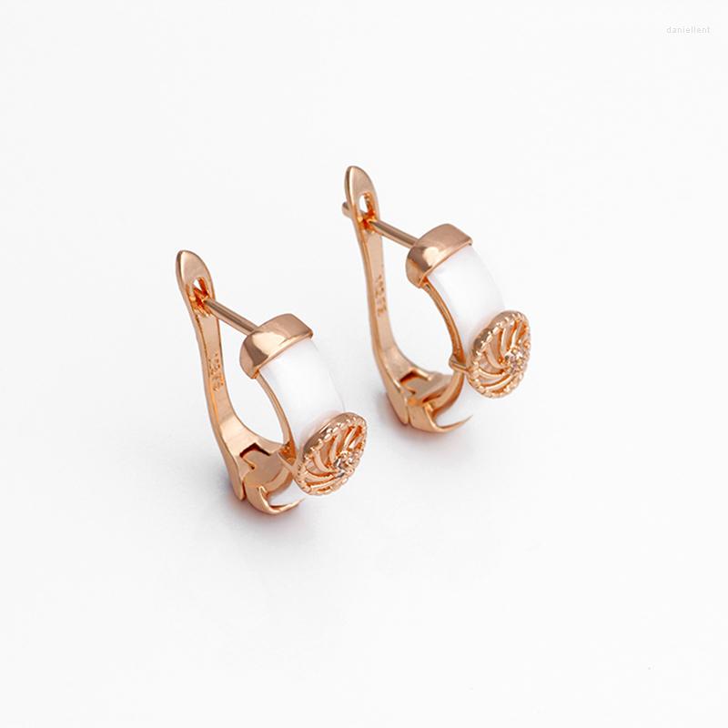

Stud Earrings FS Fashion Jewelry Charm White Nice Ceramic Earring Geometric Vortex Simple Design For Women Accessories Gift