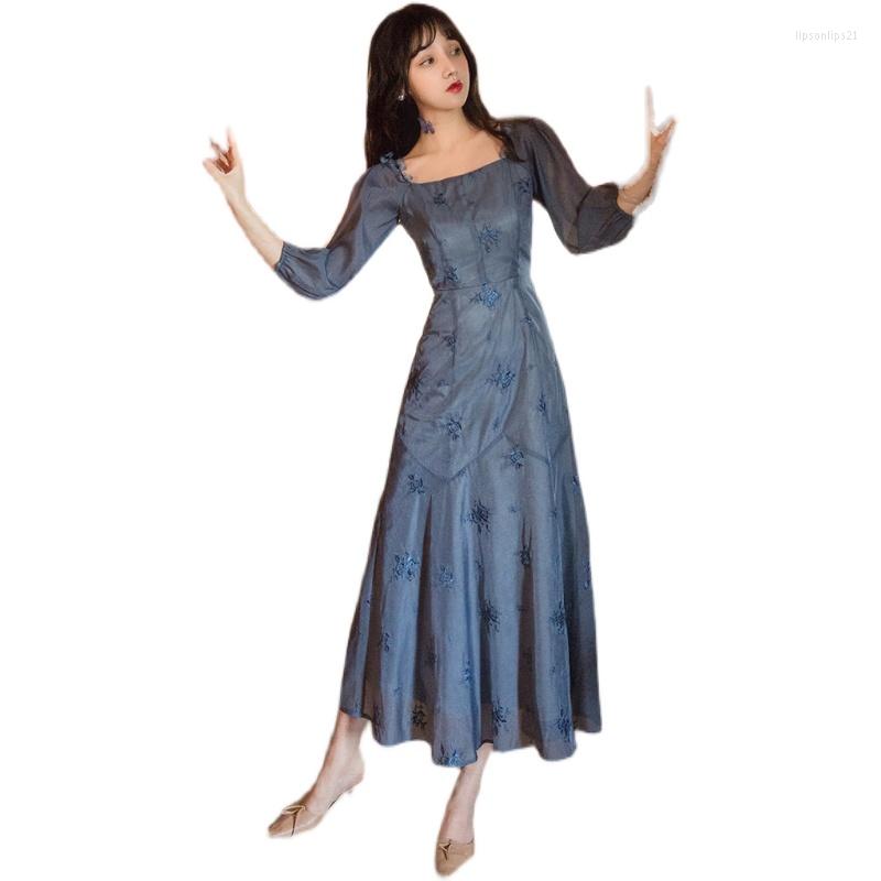 

Casual Dresses 2022 Dress French Style Retro Square Neck Embroidered Women' Waist Length, Blue
