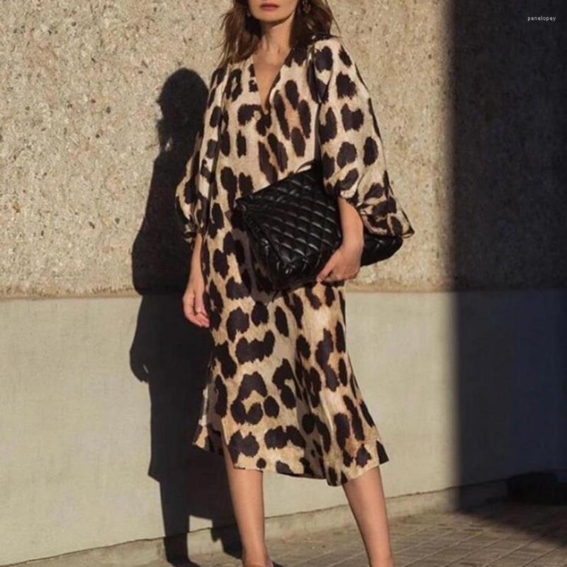 

Casual Dresses Leisure Dress V-Neck Women Fashion