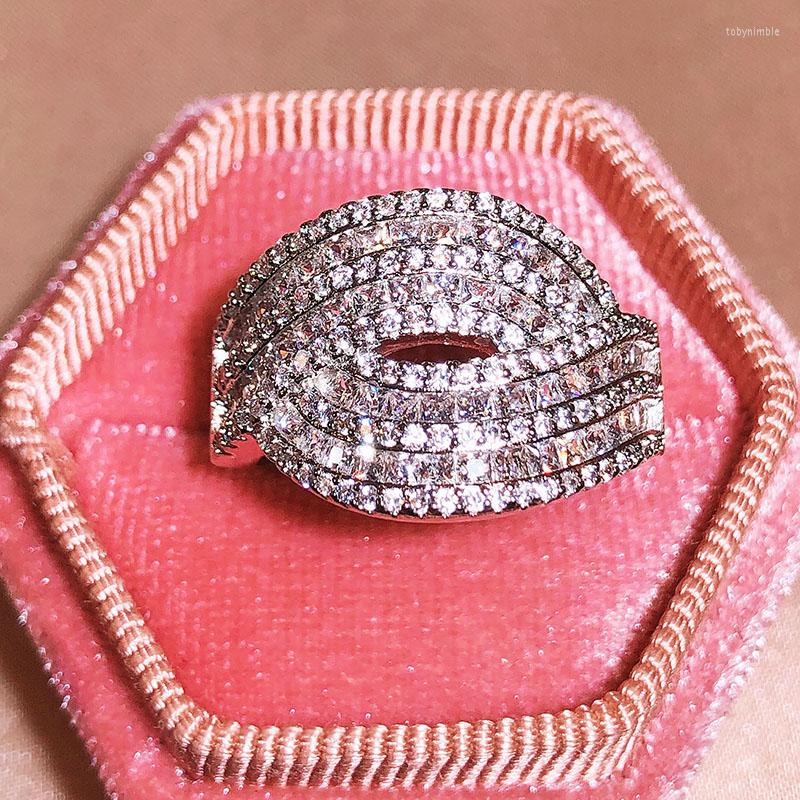 

Cluster Rings Stylish Super-Shimmering Irregular Rotating Round Crystal Full Diamond Couple Ring For Women Zircon Anniversary Gift Jewelry