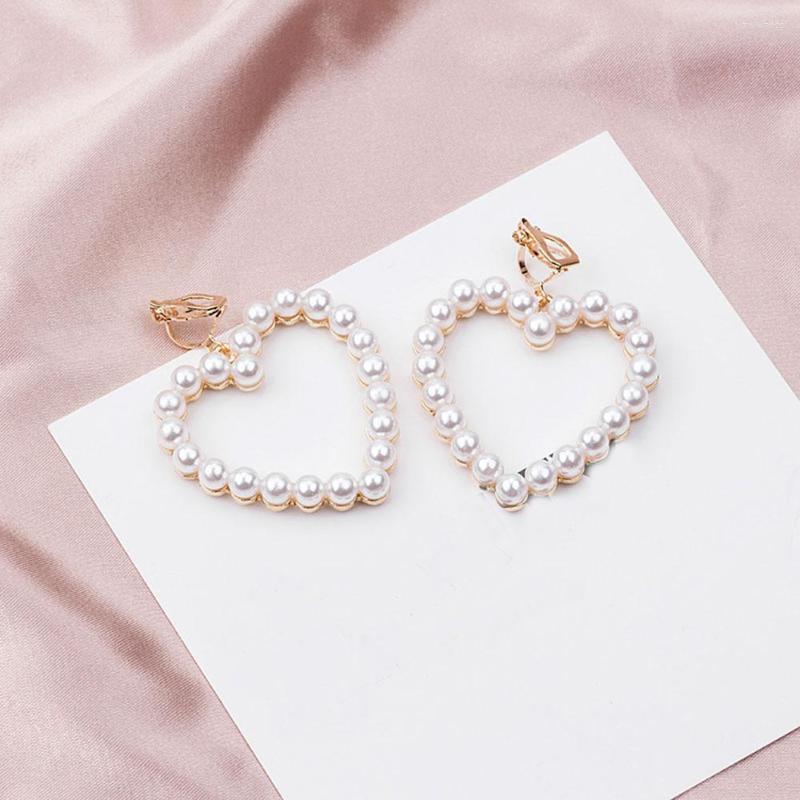 

Backs Earrings Gold Color Love Heart Clip On Non Pierced Jewelry For Women Korean Style Simulated Pearl Earcuffs Party Wedding Gift