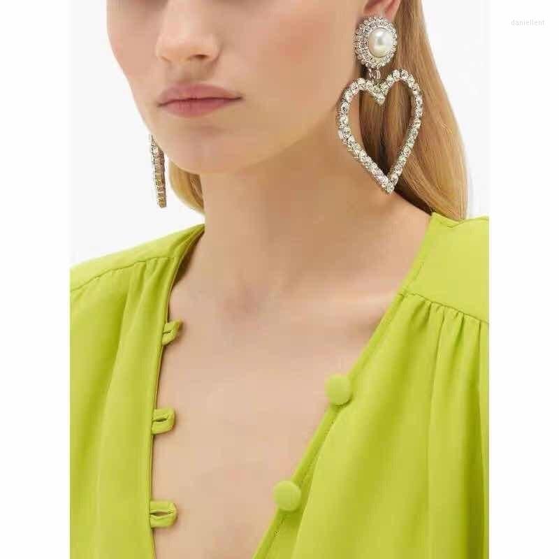 

Backs Earrings Timeless Wonder Fancy Crystal Heart Geo Clip Earings For Women Designer Jewelry Punk Runway Goth Statement Top