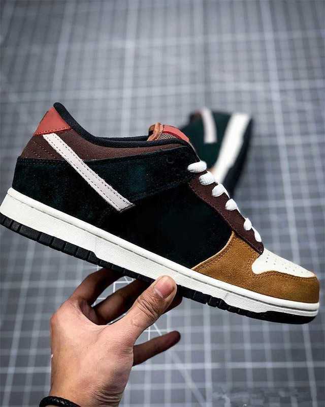 

Shoes Dunks Lows PRO High Sports Sneakers Color Black/White Dark Brown Red 36-47, All with original box and accessories