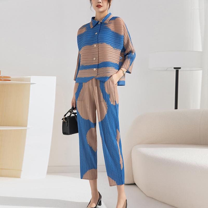 

Women's T Shirts Fashion Casual Suit Women's Spring And Autumn Printed Square Collar Button-up Short Top High Waist Straight Leg Pants, Picture color