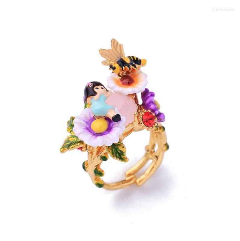 

Necklace Earrings Set CSxjd Arrival Hand-painted Enamel Cooper Bee Daisy Little Girl Open Adjustable Ring For Women Gift, Picture shown