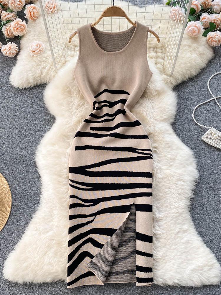 

Casual Dresses Hikigawa Chic Fashion Woman Dress O Neck Sleeveless Striped Sexy Slit Knitted For Women Vintage Elegant Vestidos Mujer, Black