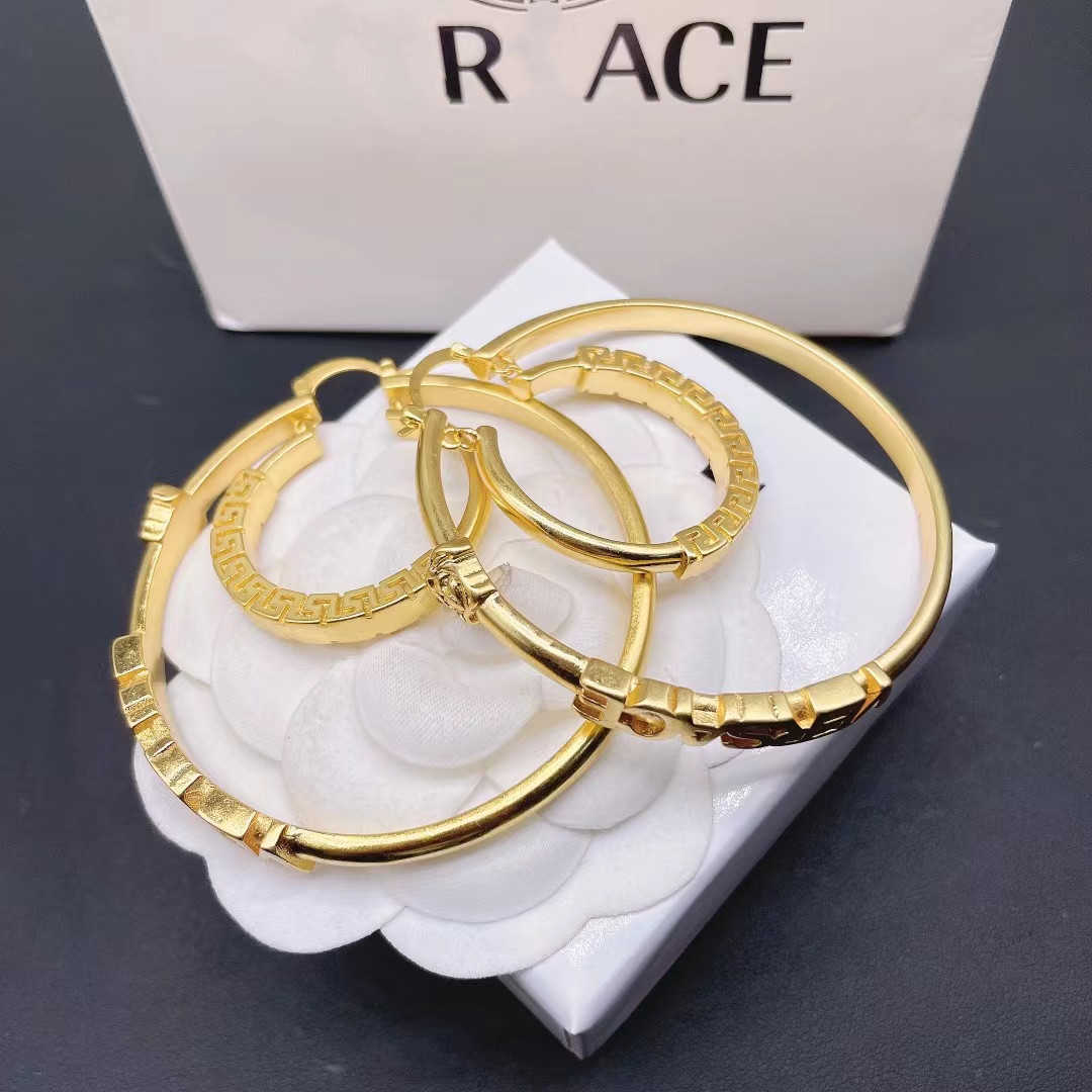

100 Multi Styles Free Choice High Quality Gift Famous Popular Designer Brand Jewelry Hoop Earrings