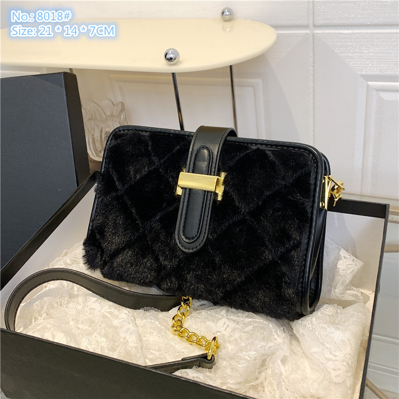 

Wholesale factory ladies shoulder bag 3 colors this year popular winter flannel plaid handbag sweet little fresh contrast leather mobile phone coin purse, Khaki-8018#