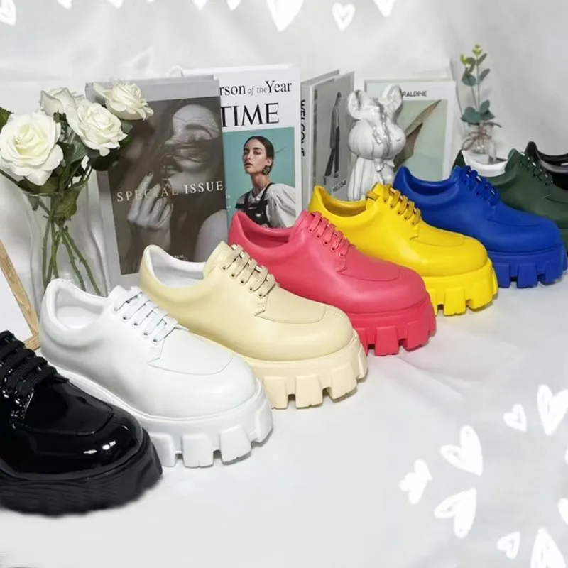 

Men platform gym Casual shoes women Travel leather lace-up Trainers sneaker cowhide Letters bottom woman designer shoe Flat lady sneakers Large size 35-42-45 with box, Bright black leather