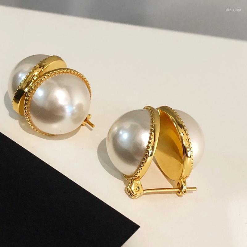 

Backs Earrings Brands Double Side Pearl V Shape Hemisphere Gold Color Buckle For Women Fashion Jewelry Open Design