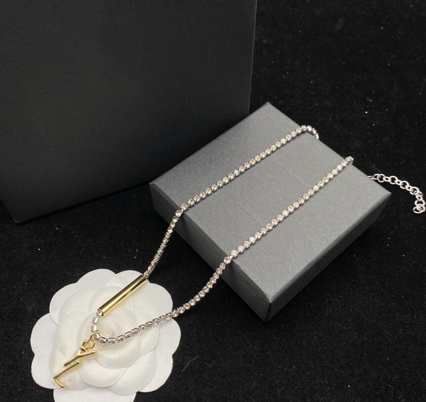 

luxury designer letter pendant necklace jewelry Fashion diamond chain necklaces for women Party lovers gift couples chain