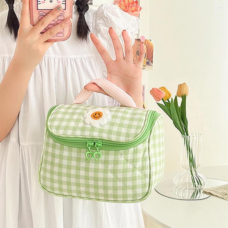 

Cosmetic Bags Fashion Plaid Women Bag Large Capacity Makeup Storage Cute Zipper Toiletry Portable Travel Handbag Hook, Blue