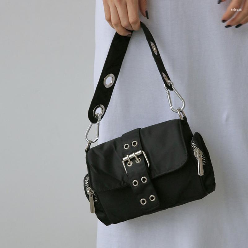 

Evening Bags Heavy Metal Design Purse And Handbags Personality Retro Double Button Messenger Bag Handsome Tooling Zipper Buckle Shoulder, Black