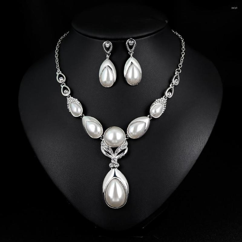

Necklace Earrings Set Waterdrop Rhinestone Faux Pearl Women Wedding Jewelry Exquisite Drop Two-piece, Picture shown