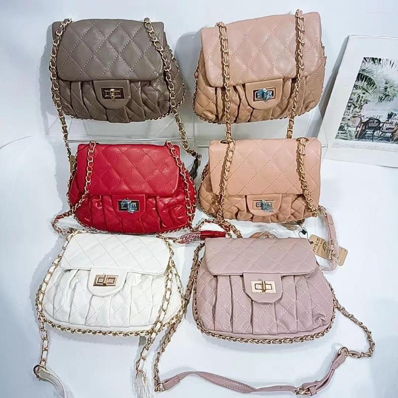 

Evening Bags High Quality Soft PU Small FRAGRANCE WIND Bag Female Shoulder Crossbody 100 Wear Ins Fashionable Diamond Chain, Beige
