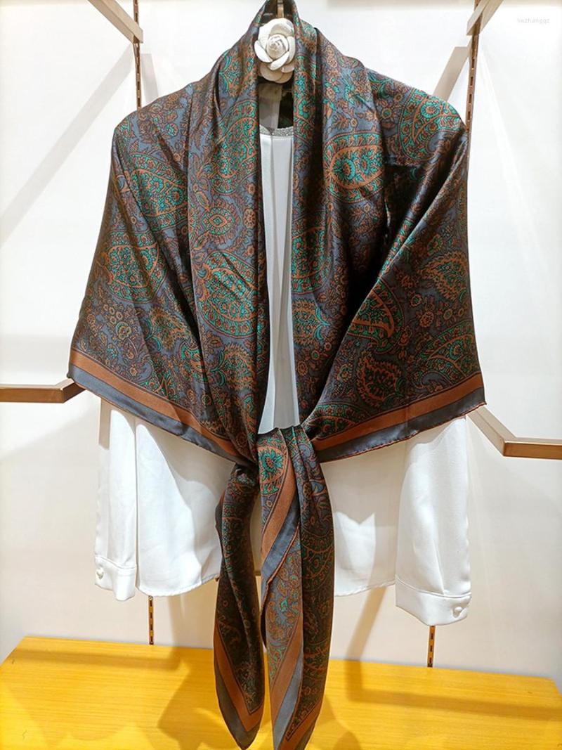 

Scarves High-end Elegant Women's Retro Cashew Flower Exquisite Printed High Quality Silk Hand-rolled Edge Large Square Scarf Shawl Wrap