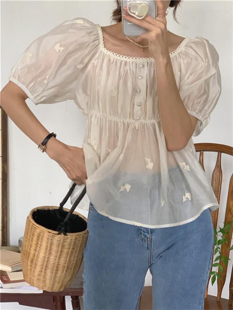 

Women's Blouses Alien Kitty Beige Hook Flowers 2022 Women Summer Sweet Fashion Elegant Loose Chic All Match High Street Vintage Tops, Photo color