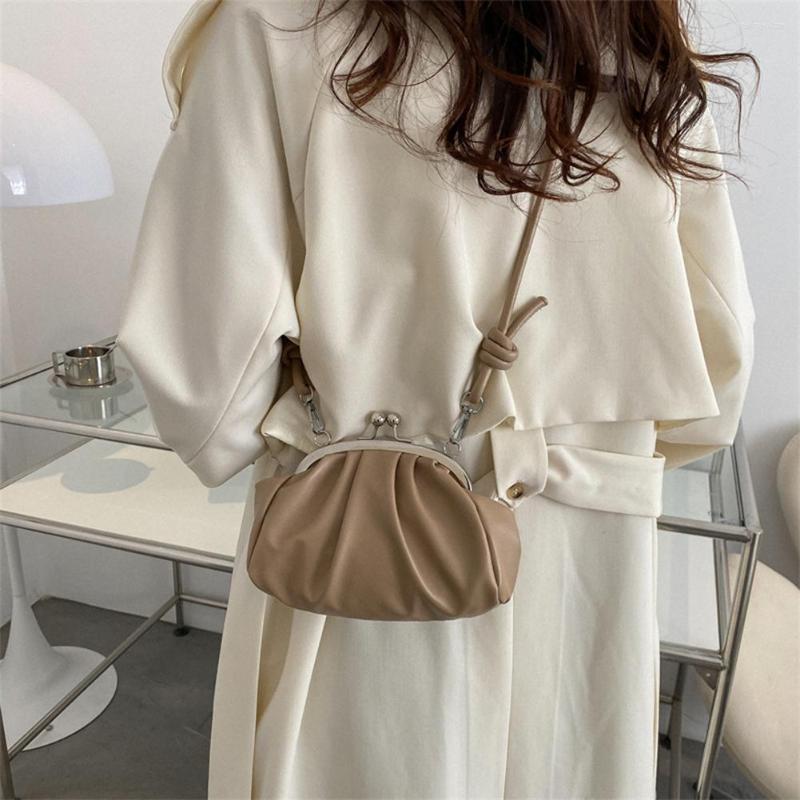 

Evening Bags PU Shoulder Bag Metal Clip Buckle Women Handbags Shell Shape Small Leather Pleated Cloud Lady Purse For Travel Dating, Green