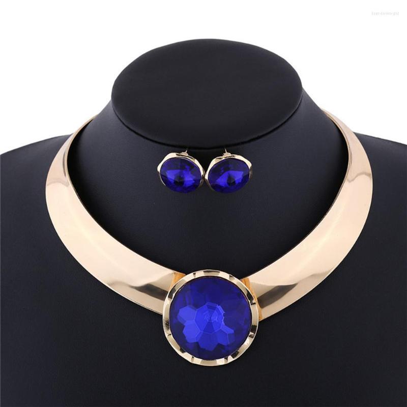 

Necklace Earrings Set Fashion Women Cubic Zirconia Charm Choker Stud Jewelry Metal Exaggerated Punk Glossy Women's, Picture shown