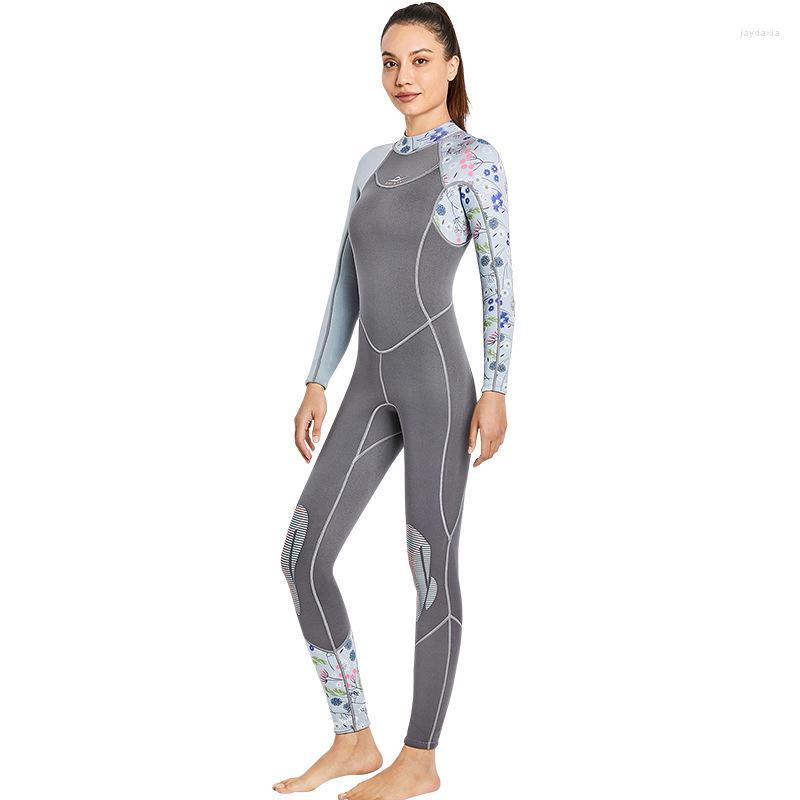 

Women's Swimwear 3mm Neoprene Diving Suit Long Sleeve Dive Skin Snorkeling Surfing Canoeing Swimming Triathlon Women Keep Warm Wetsuit, Gray