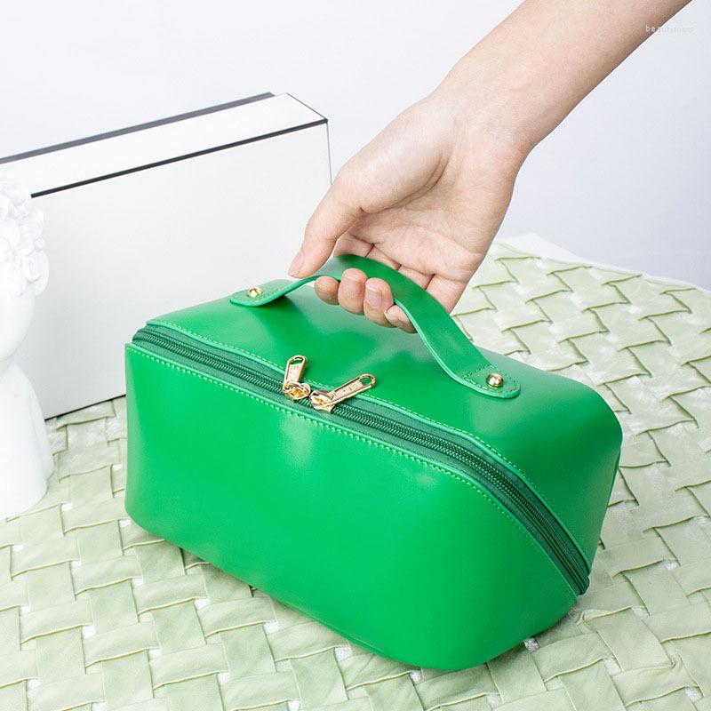 

Cosmetic Bags Fashion Bag Large Capacity High Value Waterproof And Portable Women's Travel Wash Storage, White