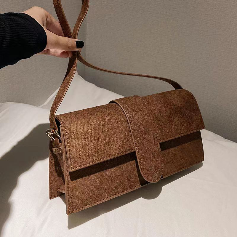 

Shoulder Bags Alligator Totes Bags Bambino Le Grand Bambidou Long Fluffy Women Purse Designer Geninue Pink Suede Leather Bag Messenger Jacquemu Hand Flapgbwn, 13 suede leather 24cm